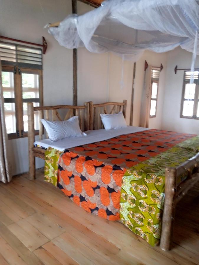 Tembo Safari Lodge Katunguru Exterior foto
