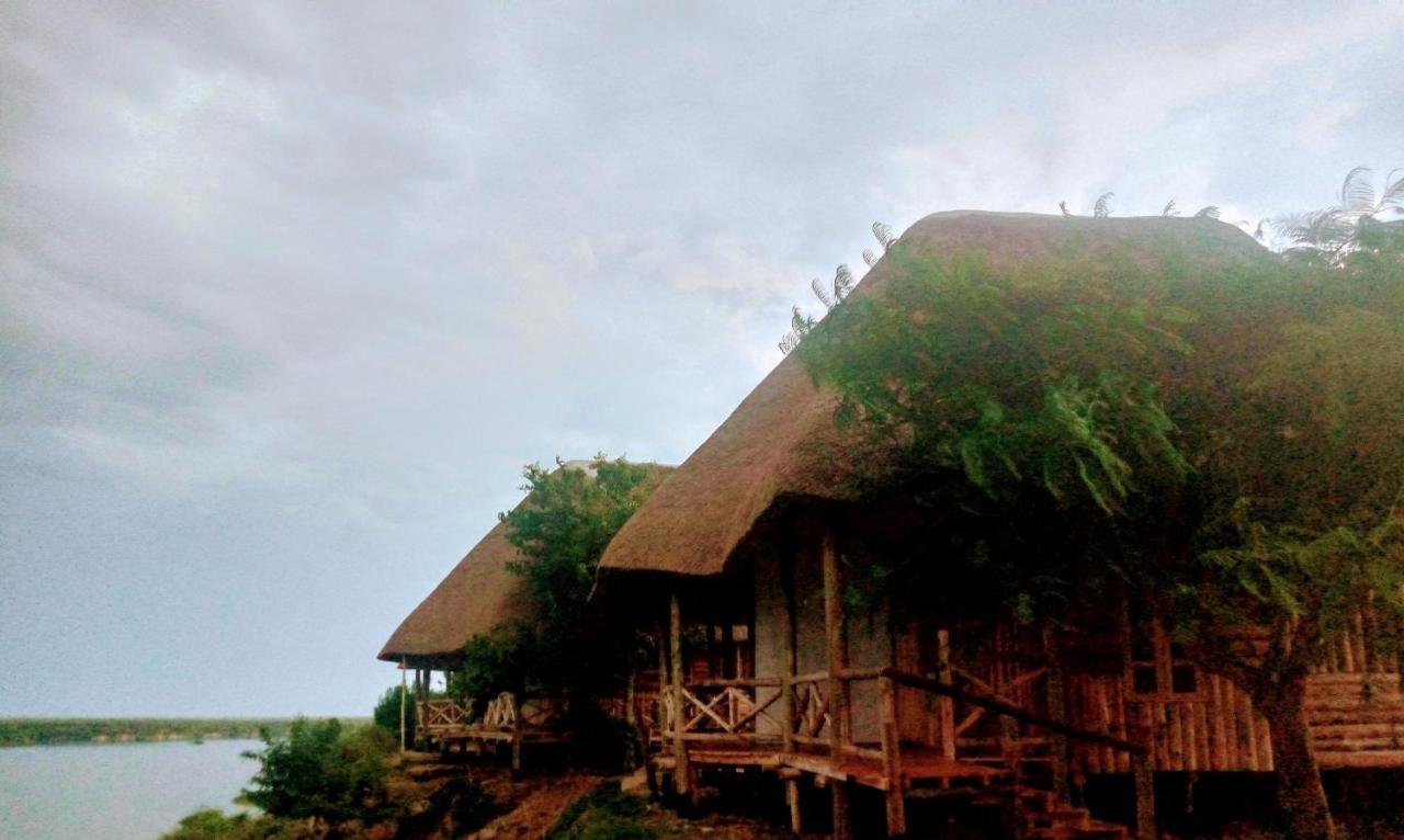 Tembo Safari Lodge Katunguru Exterior foto