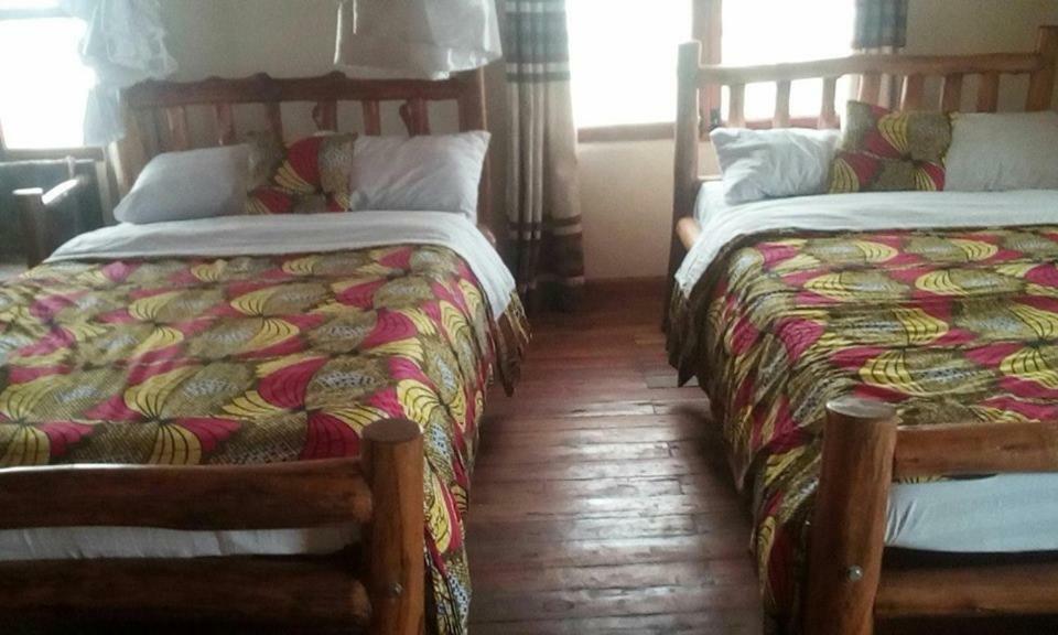Tembo Safari Lodge Katunguru Exterior foto